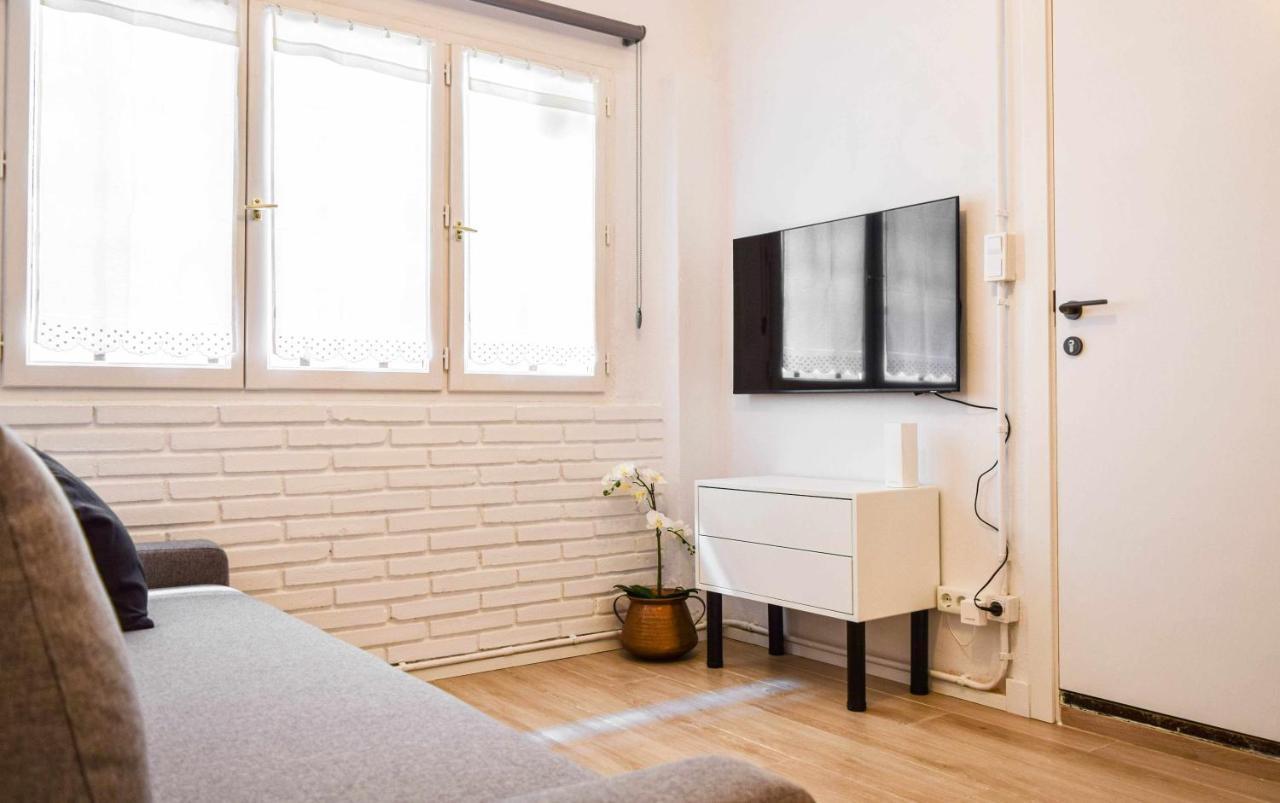 Casa Besalu Estudio En El Centro Del Pueblo エクステリア 写真