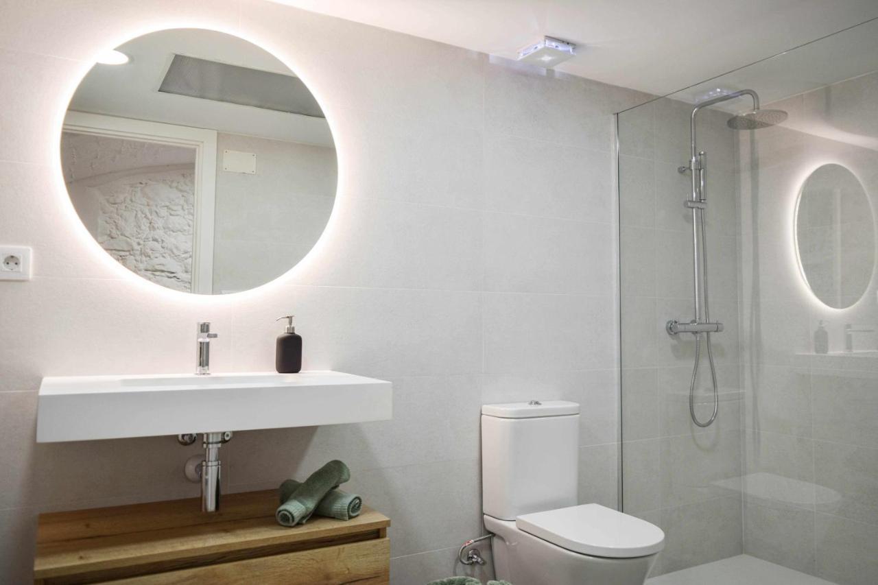 Casa Besalu Estudio En El Centro Del Pueblo エクステリア 写真