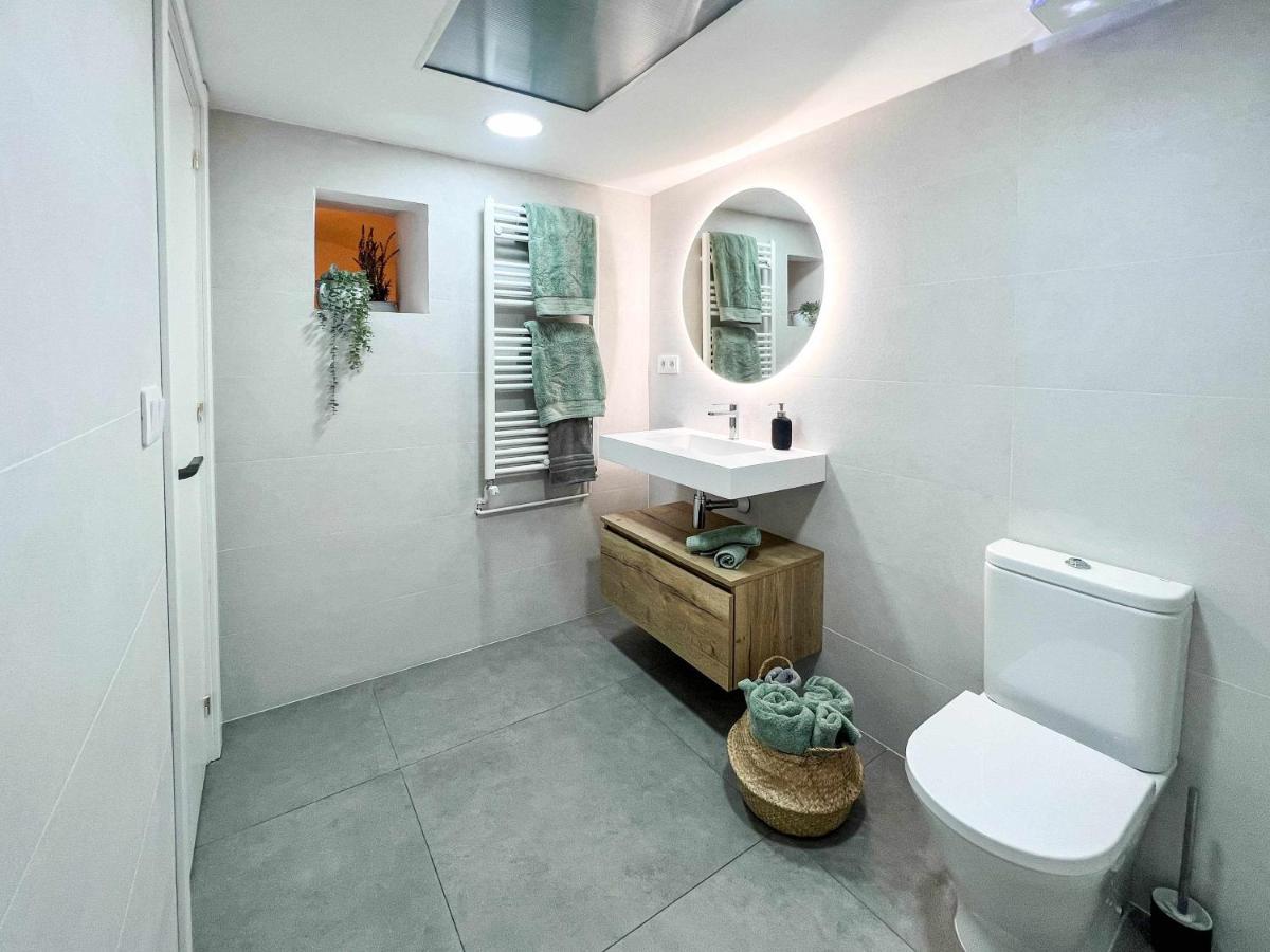 Casa Besalu Estudio En El Centro Del Pueblo エクステリア 写真