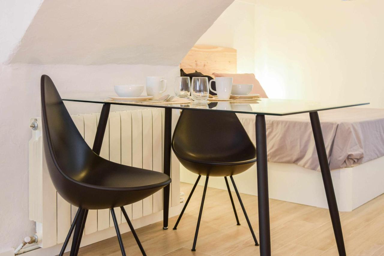 Casa Besalu Estudio En El Centro Del Pueblo エクステリア 写真