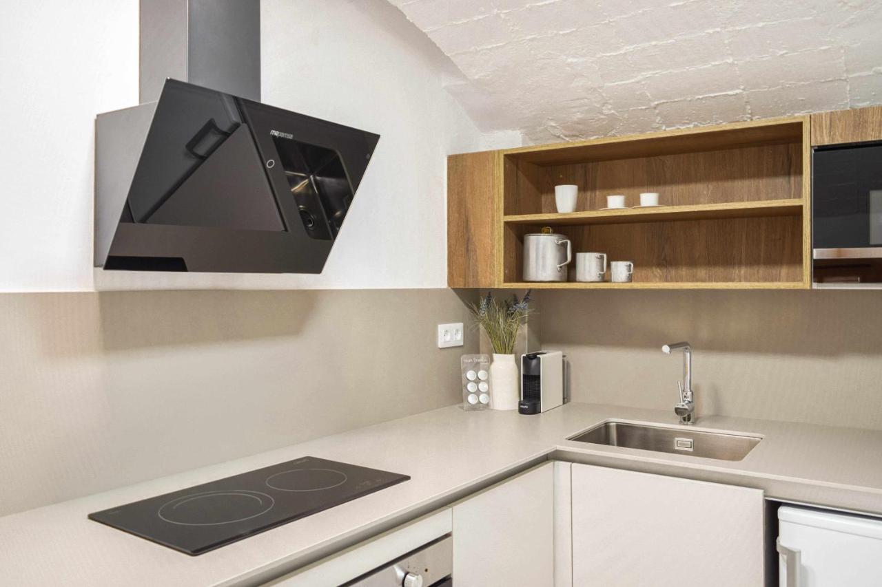Casa Besalu Estudio En El Centro Del Pueblo エクステリア 写真