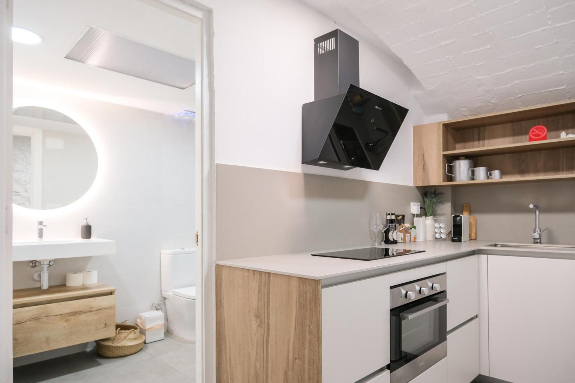 Casa Besalu Estudio En El Centro Del Pueblo エクステリア 写真