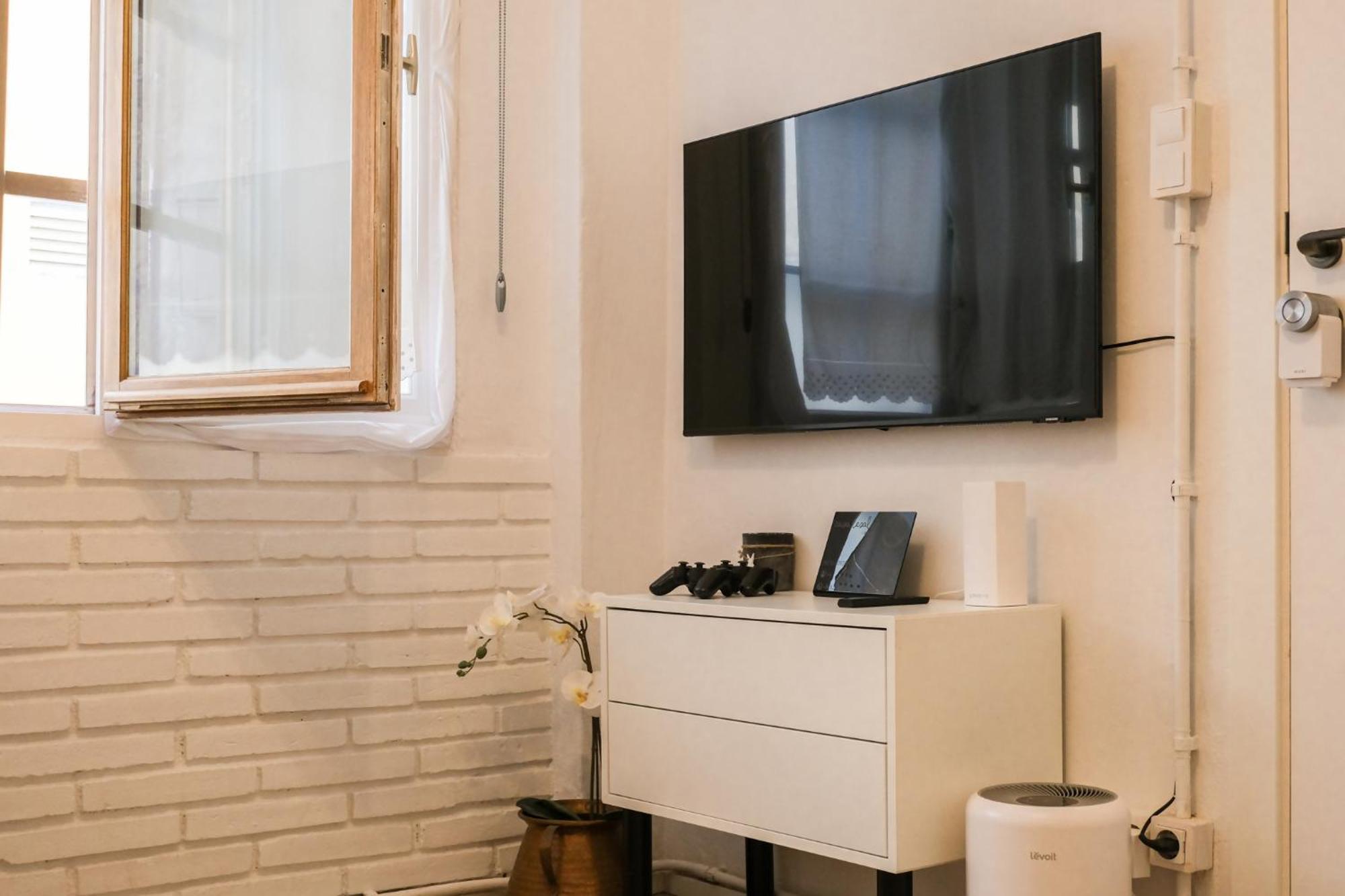 Casa Besalu Estudio En El Centro Del Pueblo エクステリア 写真